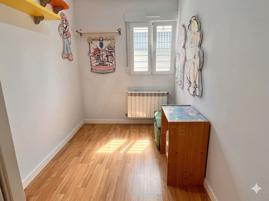 3 sovrum Lägenhet till salu i Madrid stad - 325 000 € (Ref: 9988403)