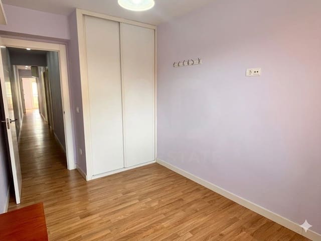 3 sovrum Lägenhet till salu i Numancia, Madrid stad - 325 000 € (Ref: 9988403)