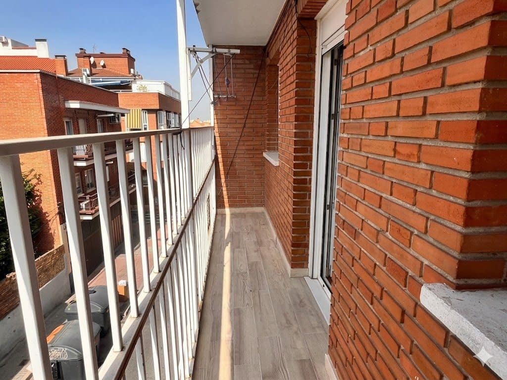 3 sovrum Lägenhet till salu i Madrid stad - 325 000 € (Ref: 9988403)