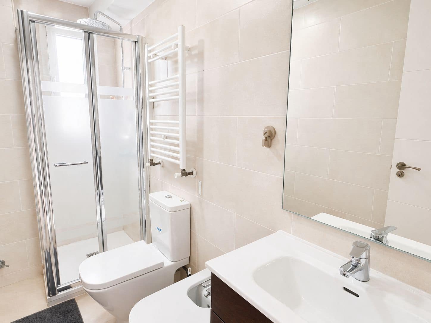 3 sovrum Lägenhet till salu i Madrid stad - 325 000 € (Ref: 9988403)