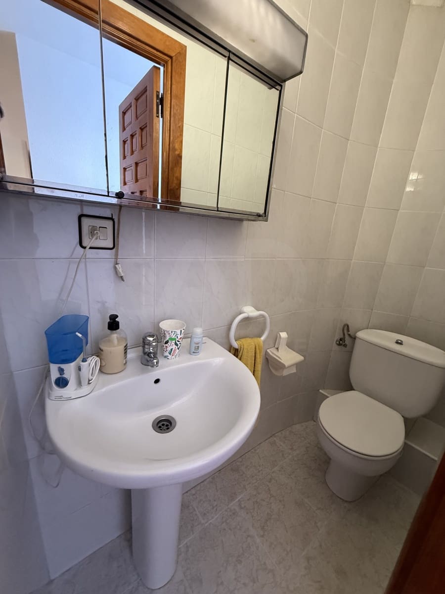3 Zimmer Haus zu verkaufen in Leon Stadt mit Garage - 179.900 € (Ref: 9988407)