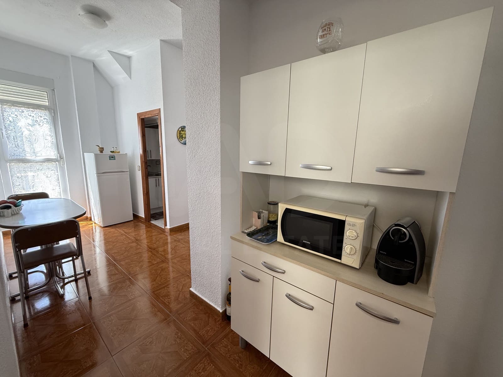 3 Zimmer Haus zu verkaufen in Leon Stadt mit Garage - 179.900 € (Ref: 9988407)
