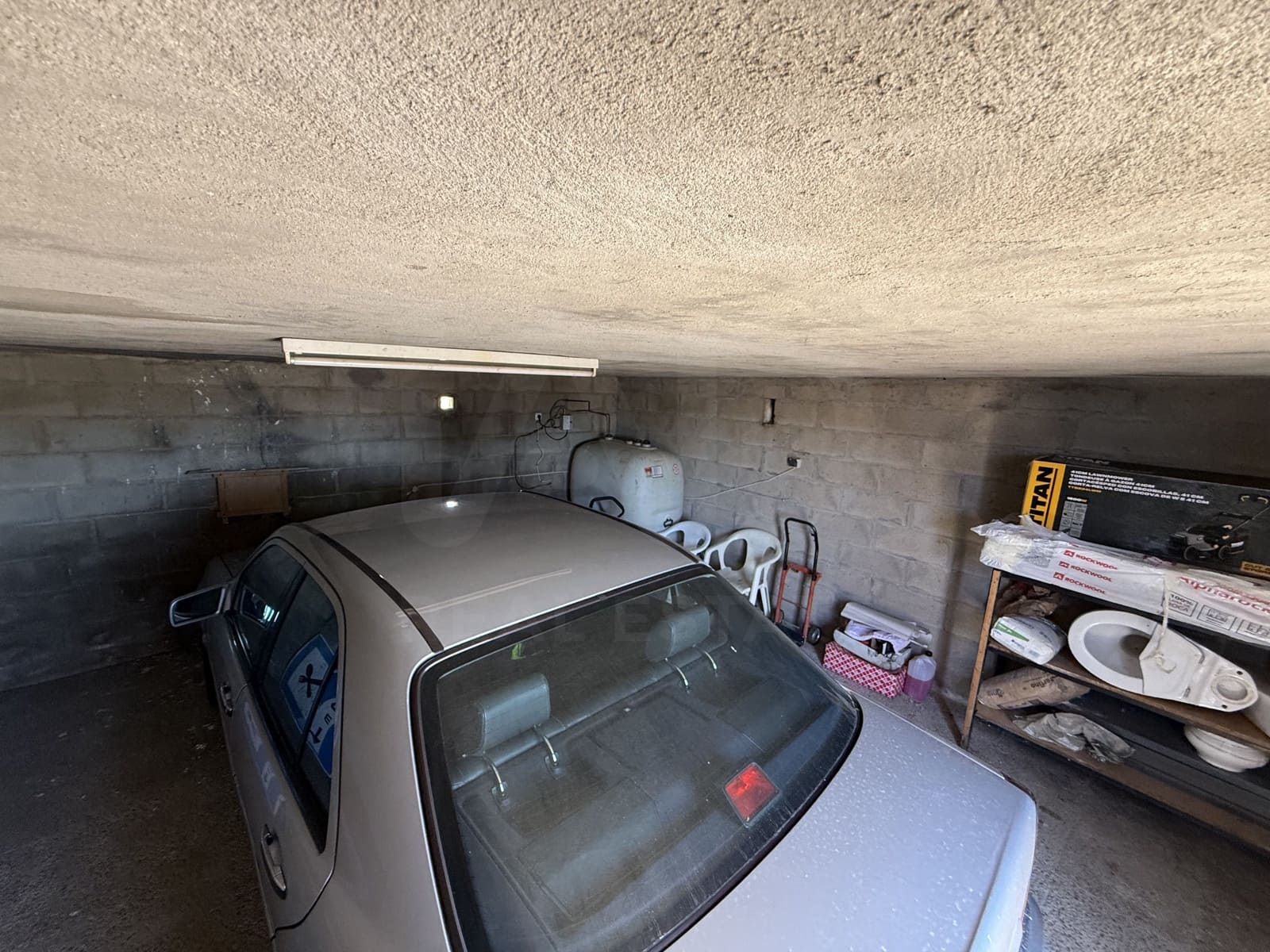 3 Zimmer Haus zu verkaufen in Leon Stadt mit Garage - 179.900 € (Ref: 9988407)