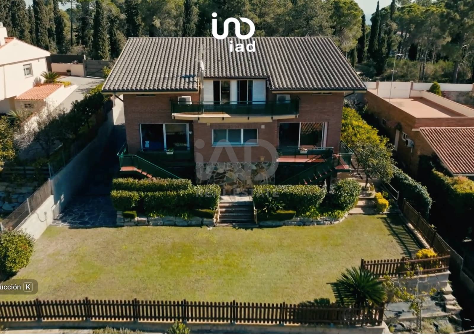 7 soverom Hus til salgs i Barcelona by med garasje - € 890 000 (Ref: 9988408)