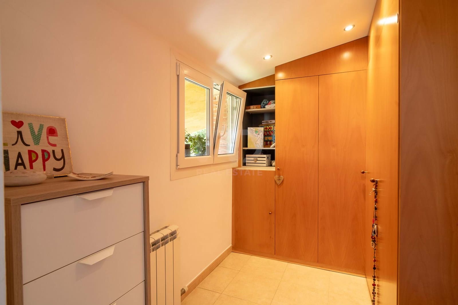 7 soverom Hus til salgs i Barcelona by med garasje - € 890 000 (Ref: 9988408)