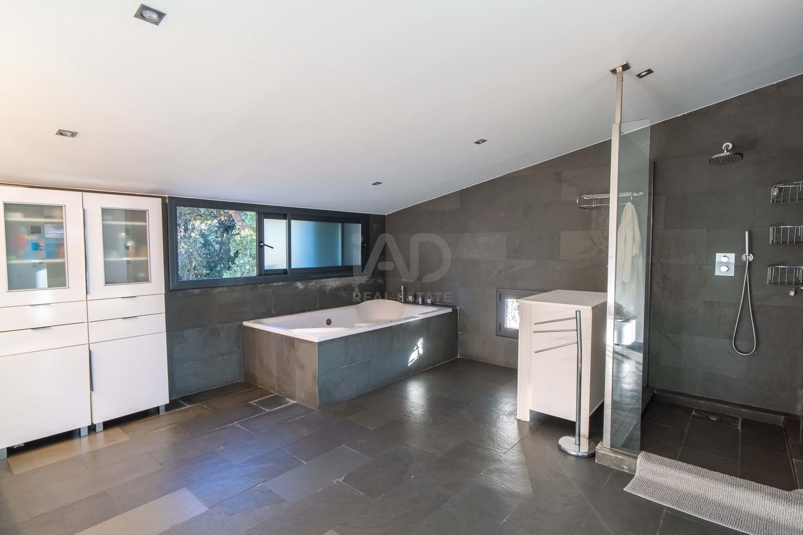 6 Zimmer Haus zu verkaufen in Sant Vicenc de Montalt mit Pool Garage - 1.245.000 € (Ref: 9988410)