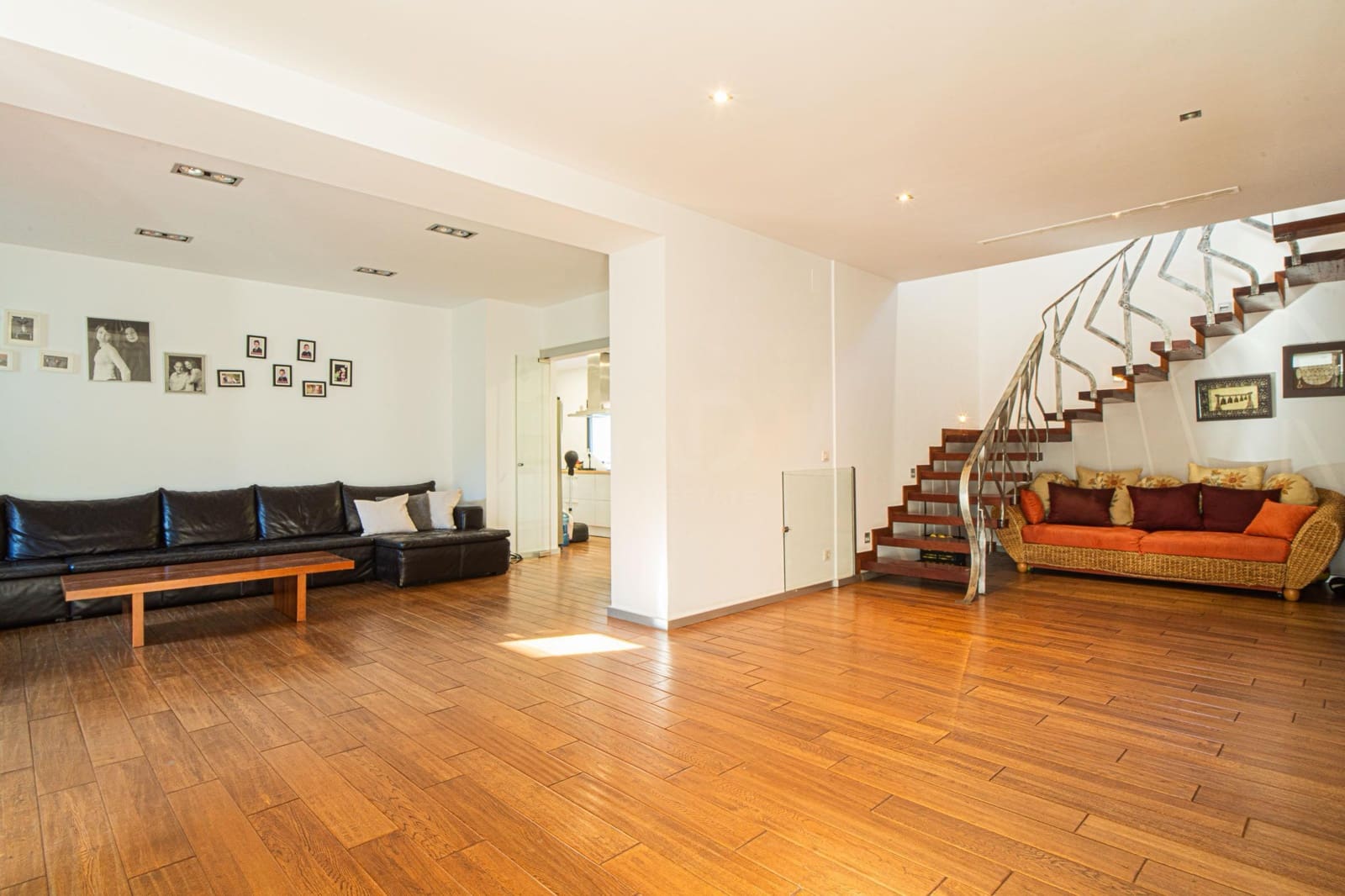 6 Zimmer Haus zu verkaufen in Sant Vicenc de Montalt mit Pool Garage - 1.245.000 € (Ref: 9988410)