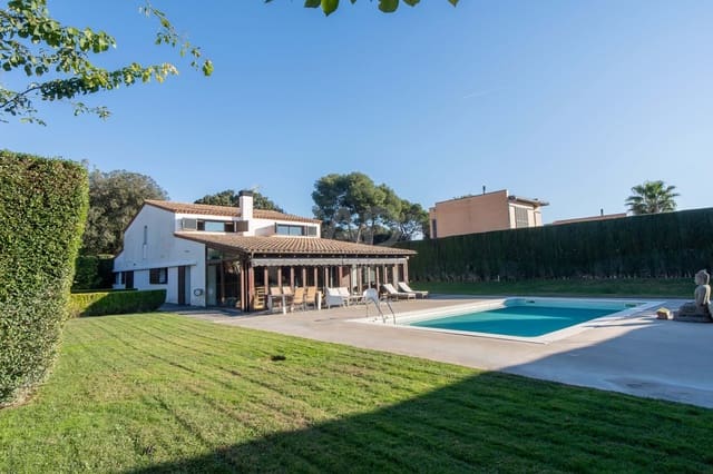 6 Zimmer Haus zu verkaufen in Sant Vicenç de Montalt mit Pool Garage - 1.245.000 € (Ref: 9988410)