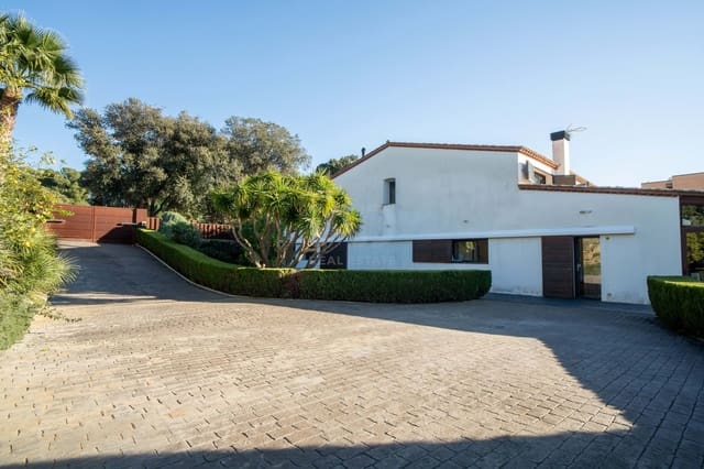 6 Zimmer Haus zu verkaufen in Sant Vicenç de Montalt mit Pool Garage - 1.245.000 € (Ref: 9988410)