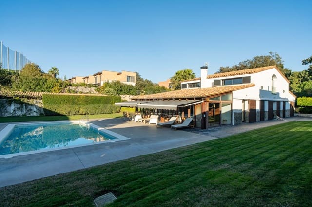 6 Zimmer Haus zu verkaufen in Sant Vicenç de Montalt mit Pool Garage - 1.245.000 € (Ref: 9988410)