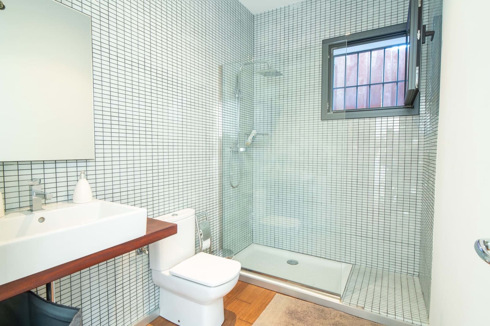 6 Zimmer Haus zu verkaufen in Sant Vicenc de Montalt mit Pool Garage - 1.245.000 € (Ref: 9988410)