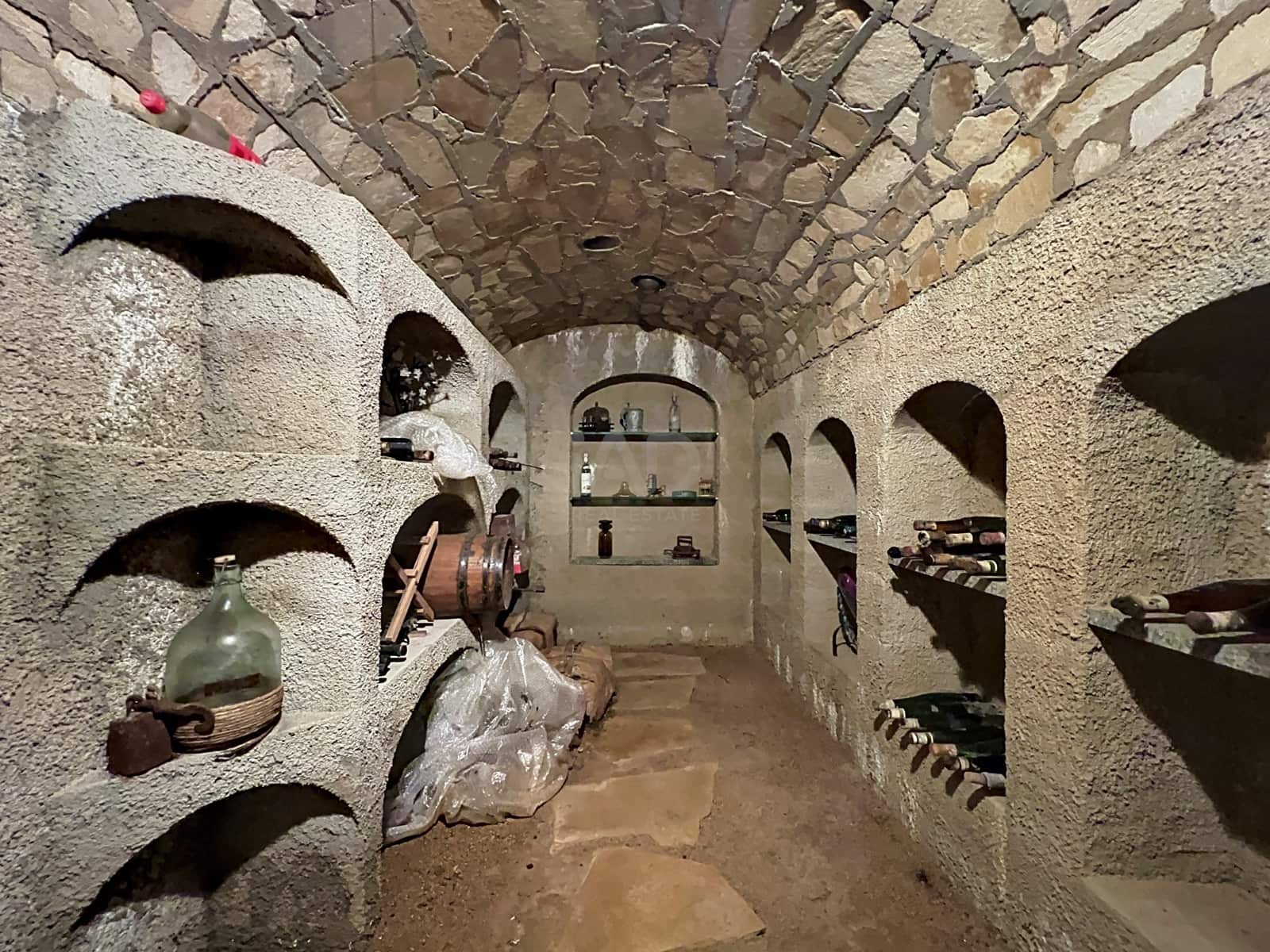 6 sypialnia Dom na sprzedaż w Miasto Barcelona - 525 000 € (Ref: 9988411)