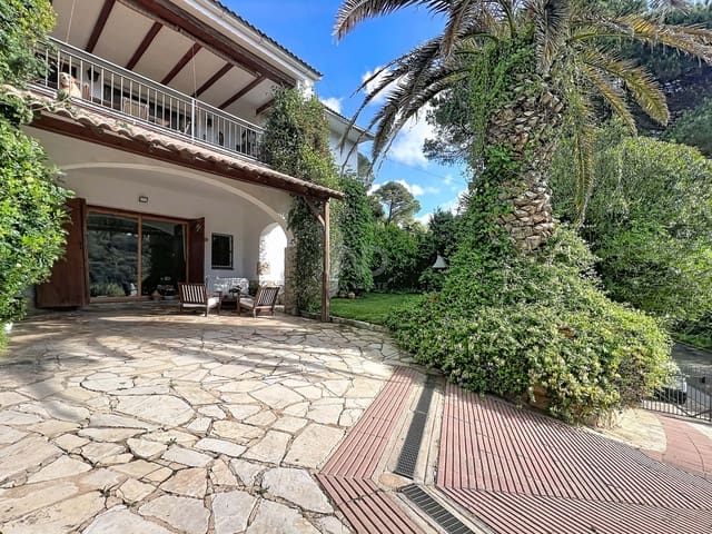 6 soverom Hus til salgs i Barcelona by - € 525 000 (Ref: 9988411)