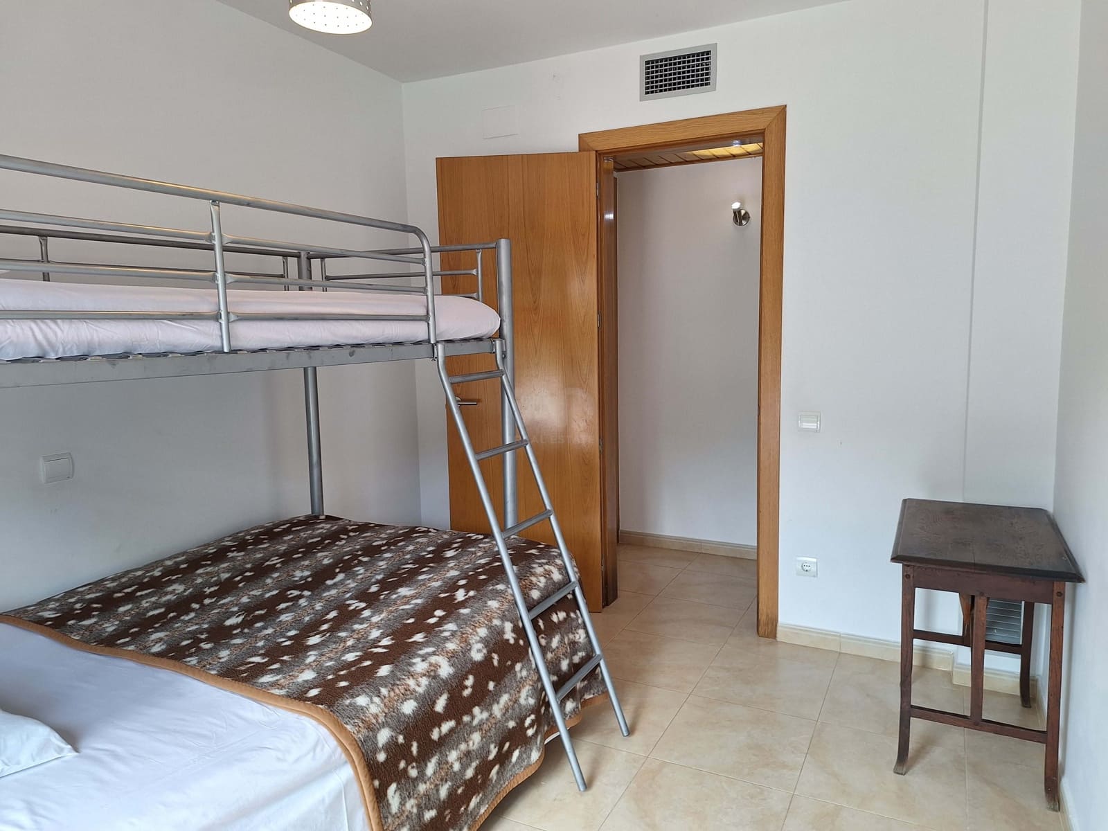 3 soverom Villa til salgs i Tarragona by med svømmebasseng - € 300 000 (Ref: 9988413)