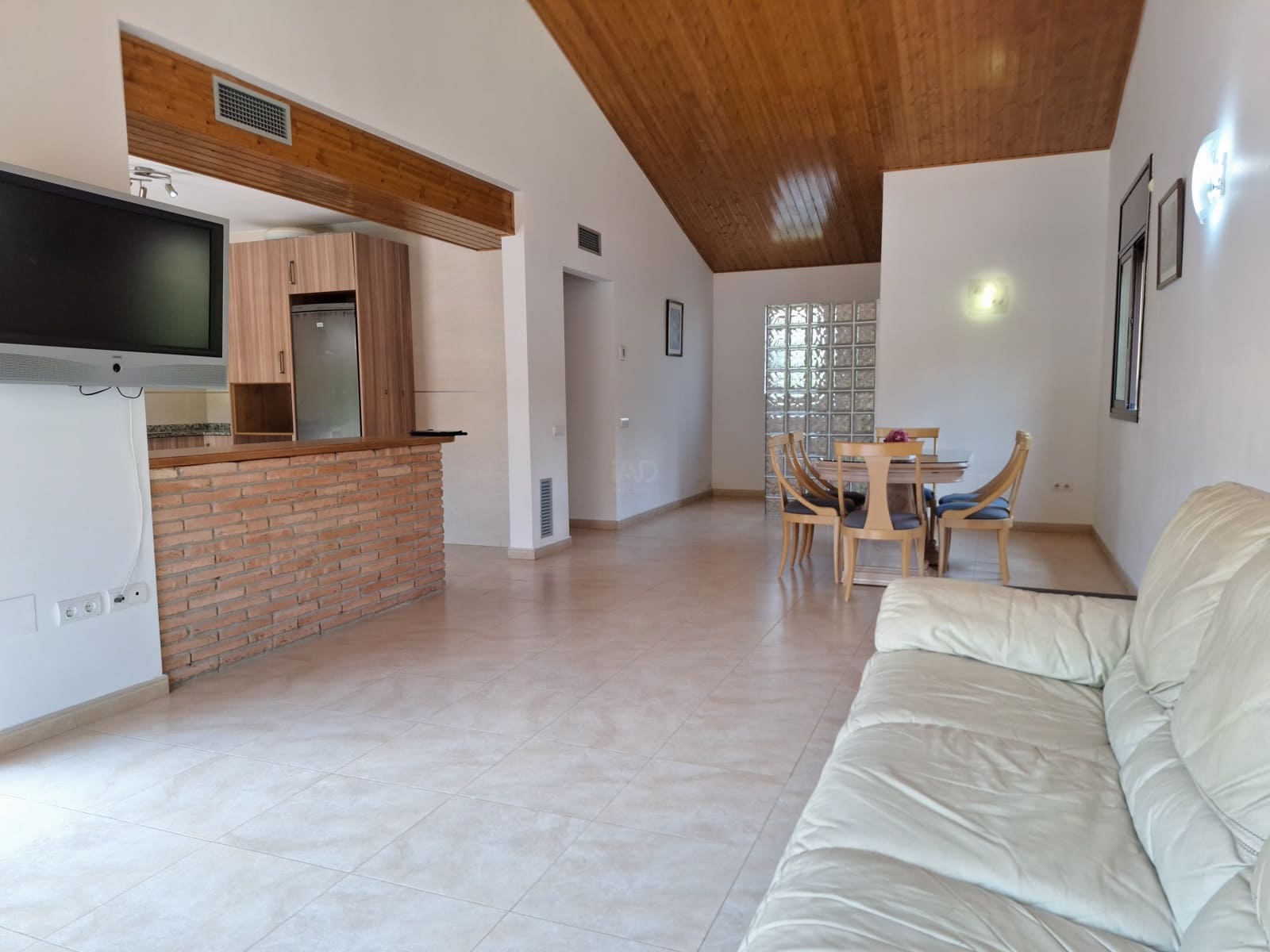 3 soverom Villa til salgs i Tarragona by med svømmebasseng - € 300 000 (Ref: 9988413)