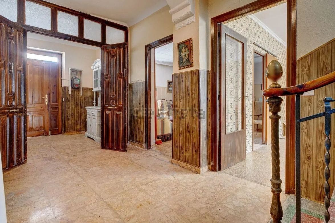 5 slaapkamer Huis te koop in Fustinana met garage - € 159.000 (Ref: 9988414)