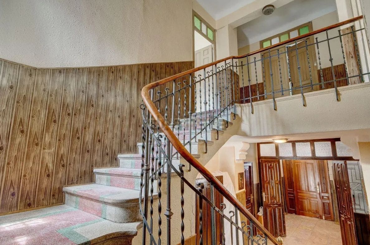 5 slaapkamer Huis te koop in Fustinana met garage - € 159.000 (Ref: 9988414)