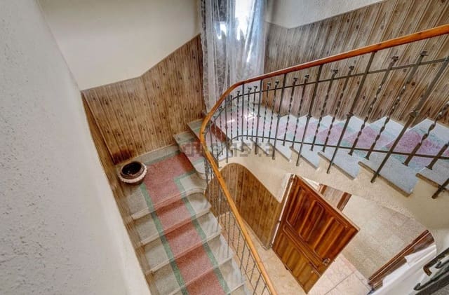 5 chambre Maison de Ville à vendre à Fustiñana avec garage - 159 000 € (Ref: 9988414)