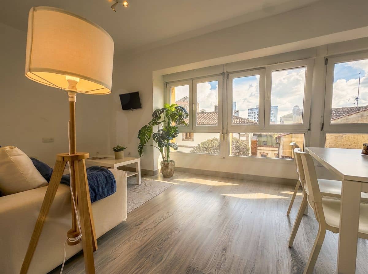 1 sovrum Lägenhet till salu i Gijon - 214 000 € (Ref: 9988415)