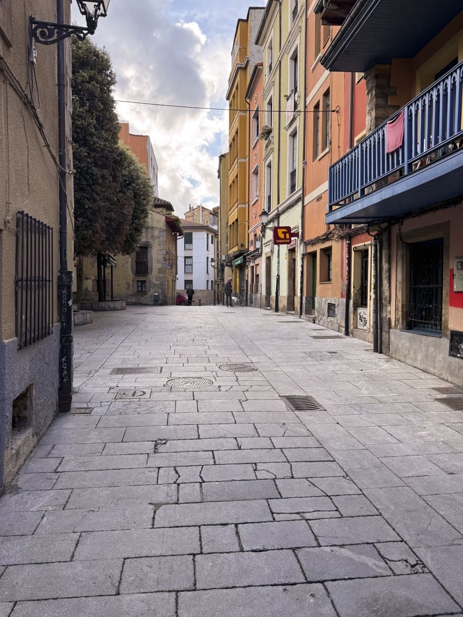 1 sovrum Lägenhet till salu i Gijon - 214 000 € (Ref: 9988415)