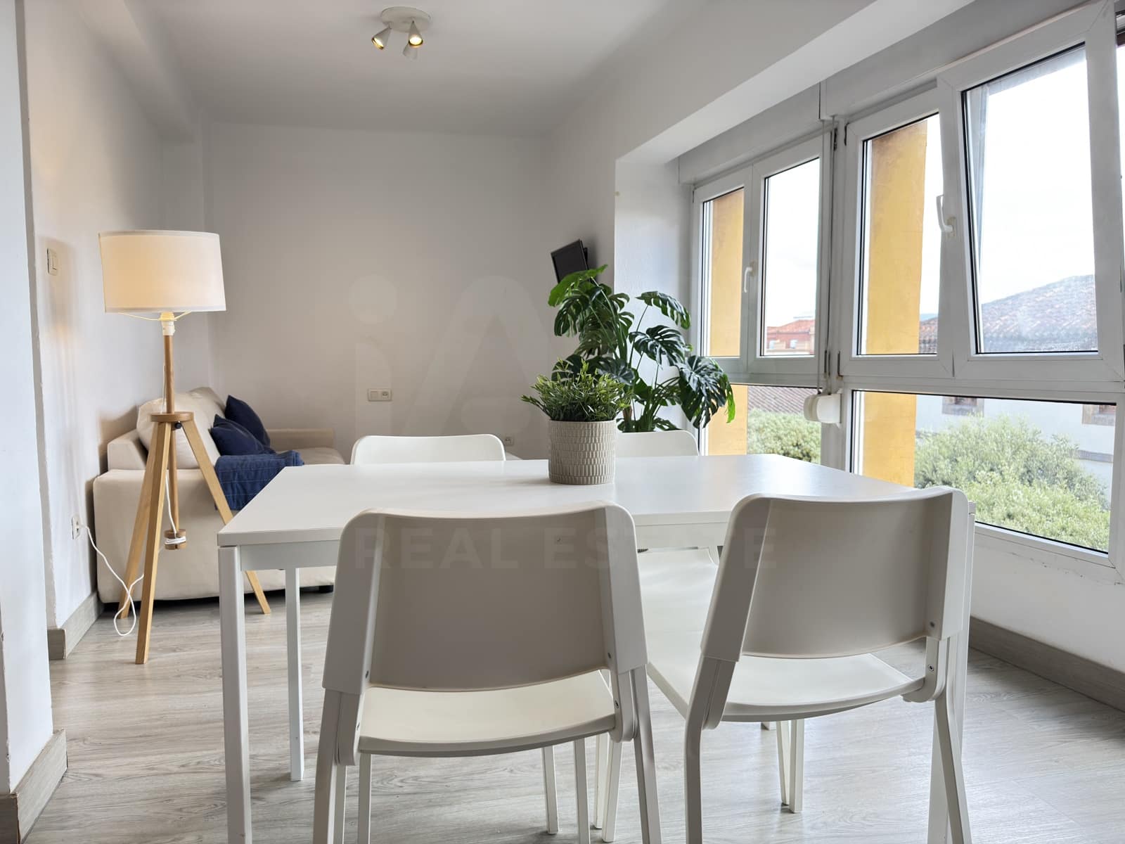1 sovrum Lägenhet till salu i Gijon - 214 000 € (Ref: 9988415)