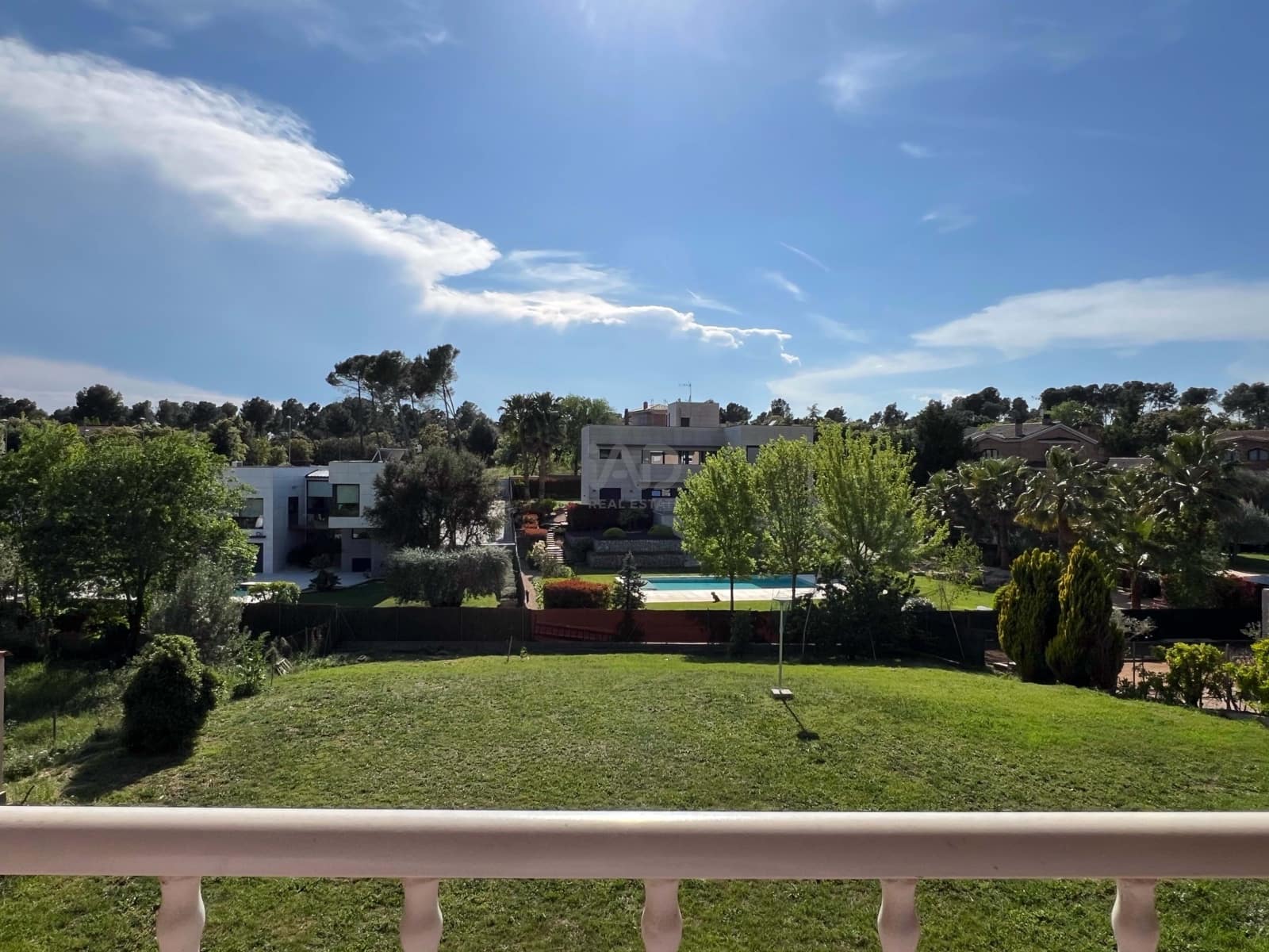 4 soveværelse Byhus til salg i Sabadell med garage - € 800.000 (Ref: 9988420)