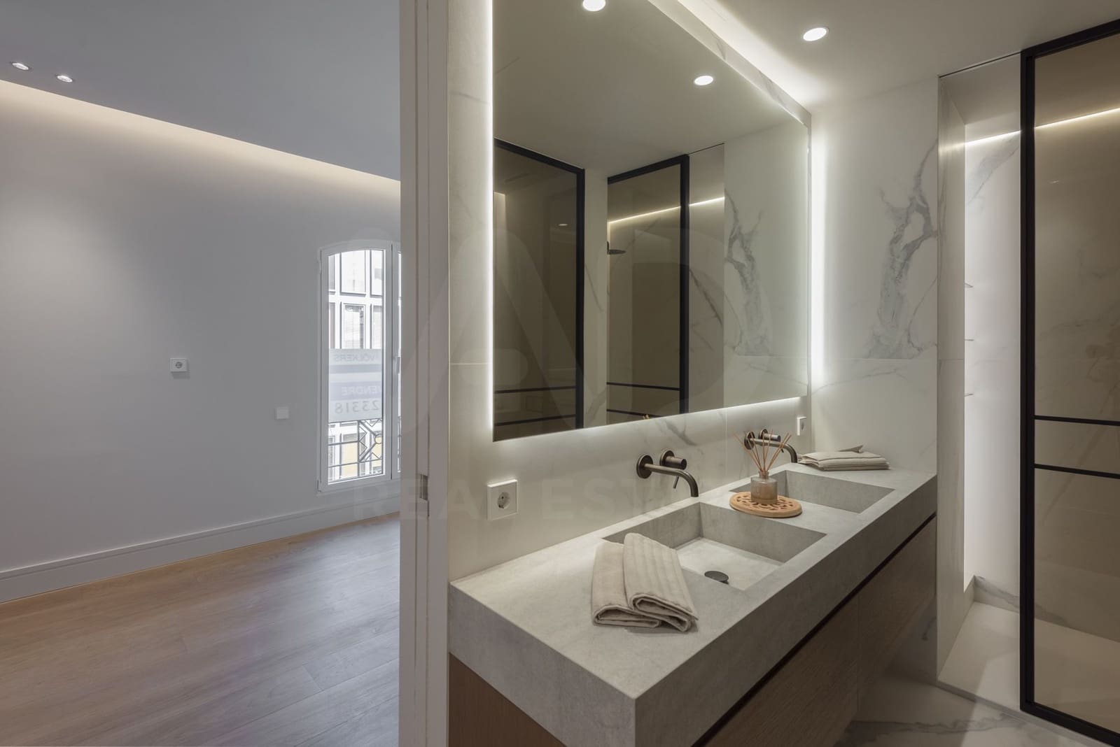 3 slaapkamer Appartement te koop in Barcelona stad - € 2.550.000 (Ref: 9988421)