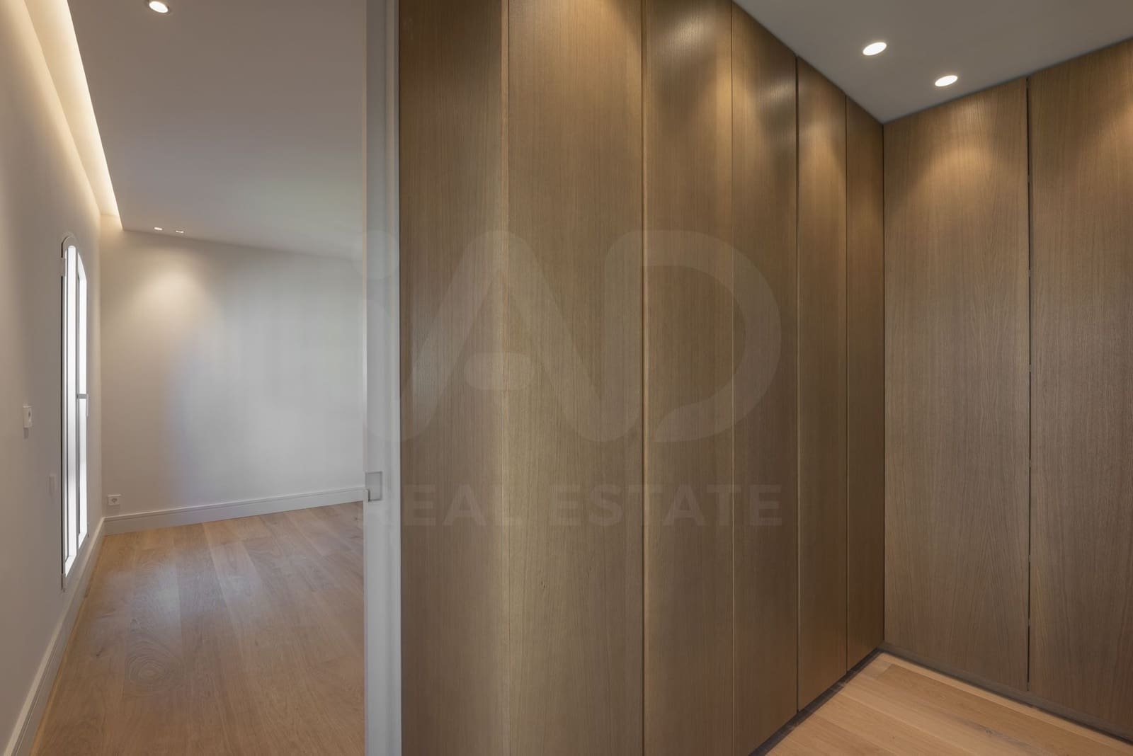 3 slaapkamer Appartement te koop in Barcelona stad - € 2.550.000 (Ref: 9988421)