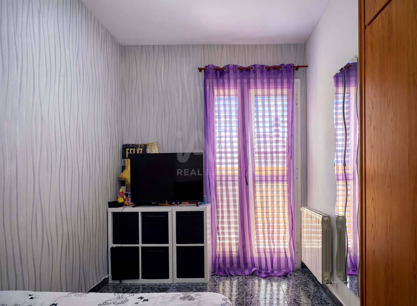 5 soverom Hus til salgs i Barcelona by med svømmebasseng garasje - € 380 000 (Ref: 9988423)