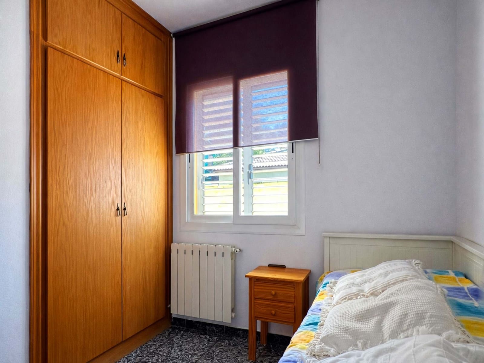 5 soverom Hus til salgs i Barcelona by med svømmebasseng garasje - € 380 000 (Ref: 9988423)