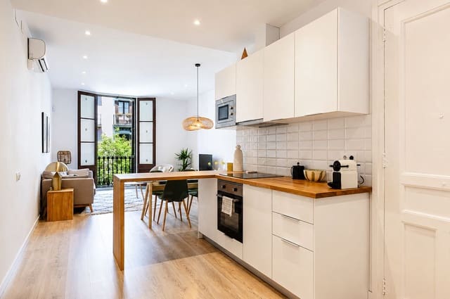 Apartamento de 2 habitaciones en La Dreta de L'Eixample, Barcelona ciudad en venta - 625.000 € (Ref: 9988426)
