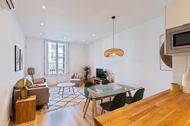 Apartamento de 2 habitaciones en La Dreta de L'Eixample, Barcelona ciudad en venta - 625.000 € (Ref: 9988426)