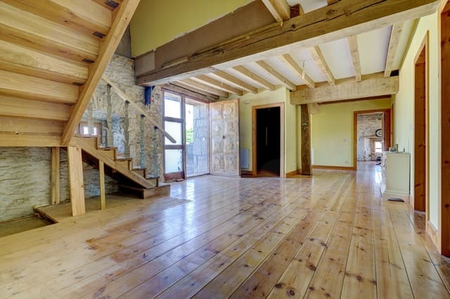 3 makuuhuone Omakotitalo myytävänä paikassa Burgos kaupunki - 395 000 € (Ref: 9988427)