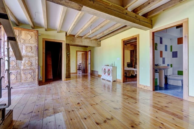3 makuuhuone Omakotitalo myytävänä paikassa Burgos kaupunki - 395 000 € (Ref: 9988427)