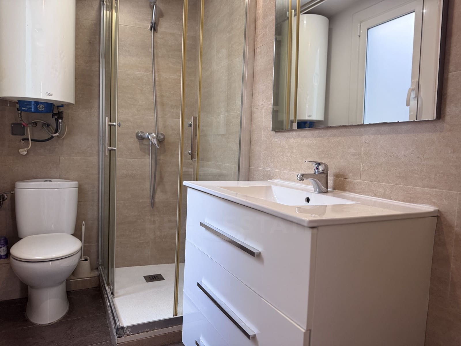 1 sypialnia Apartament na sprzedaż w Miasto Barcelona - 198 000 € (Ref: 9988429)