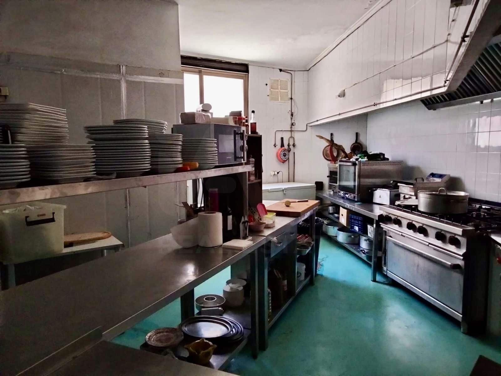 Erhverv til salg i Alicante by - € 239.000 (Ref: 9988430)