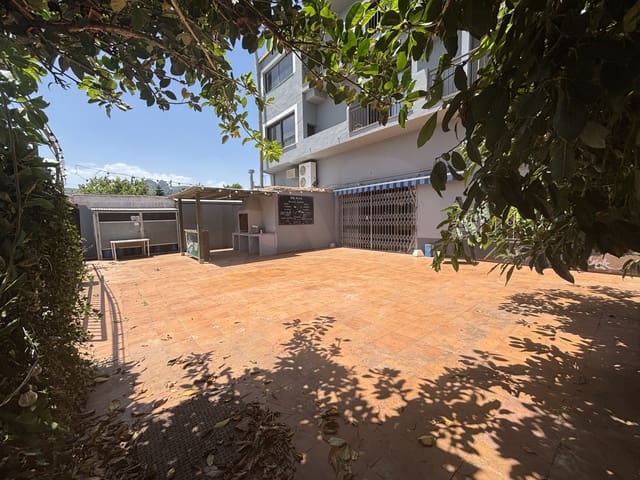 Commercial for sale in Tormos - € 239,000 (Ref: 9988430)