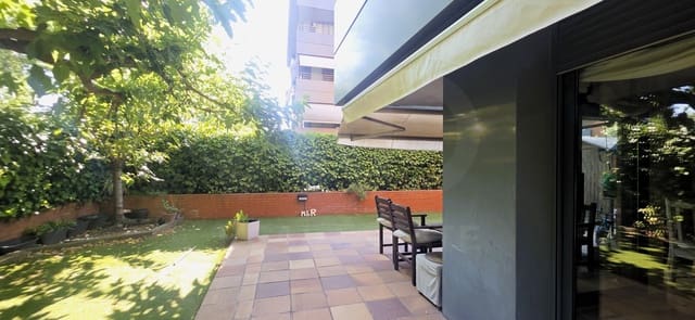 3 soveværelse Lejlighed til salg i Sant Cugat del Vallès med swimmingpool - € 826.000 (Ref: 9988431)