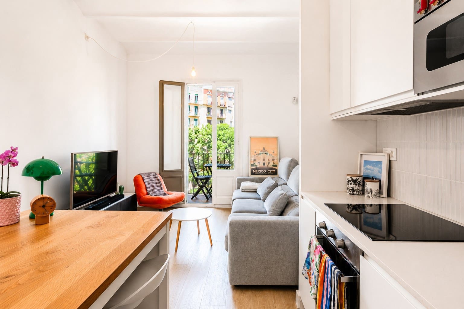 2 bedroom Apartment for sale in Barcelona city - € 395,000 (Ref: 9988432)