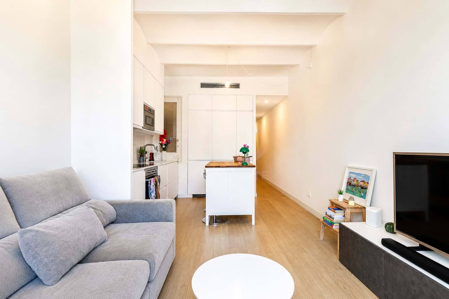 2 bedroom Apartment for sale in Barcelona city - € 395,000 (Ref: 9988432)