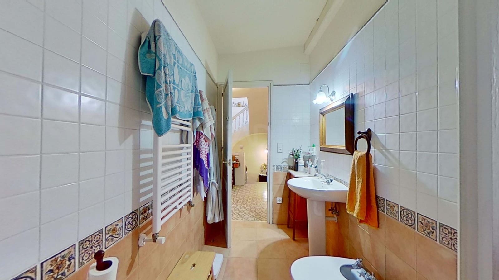 4 chambre Villa/Maison Mitoyenne à vendre à Lleida ville avec garage - 270 000 € (Ref: 9988433)