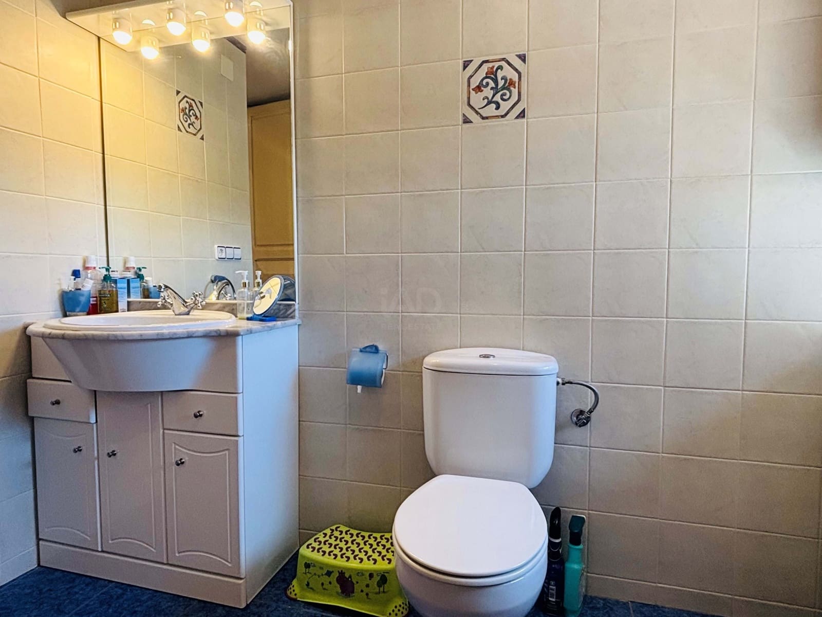 4 chambre Villa/Maison Mitoyenne à vendre à Lleida ville avec garage - 270 000 € (Ref: 9988433)