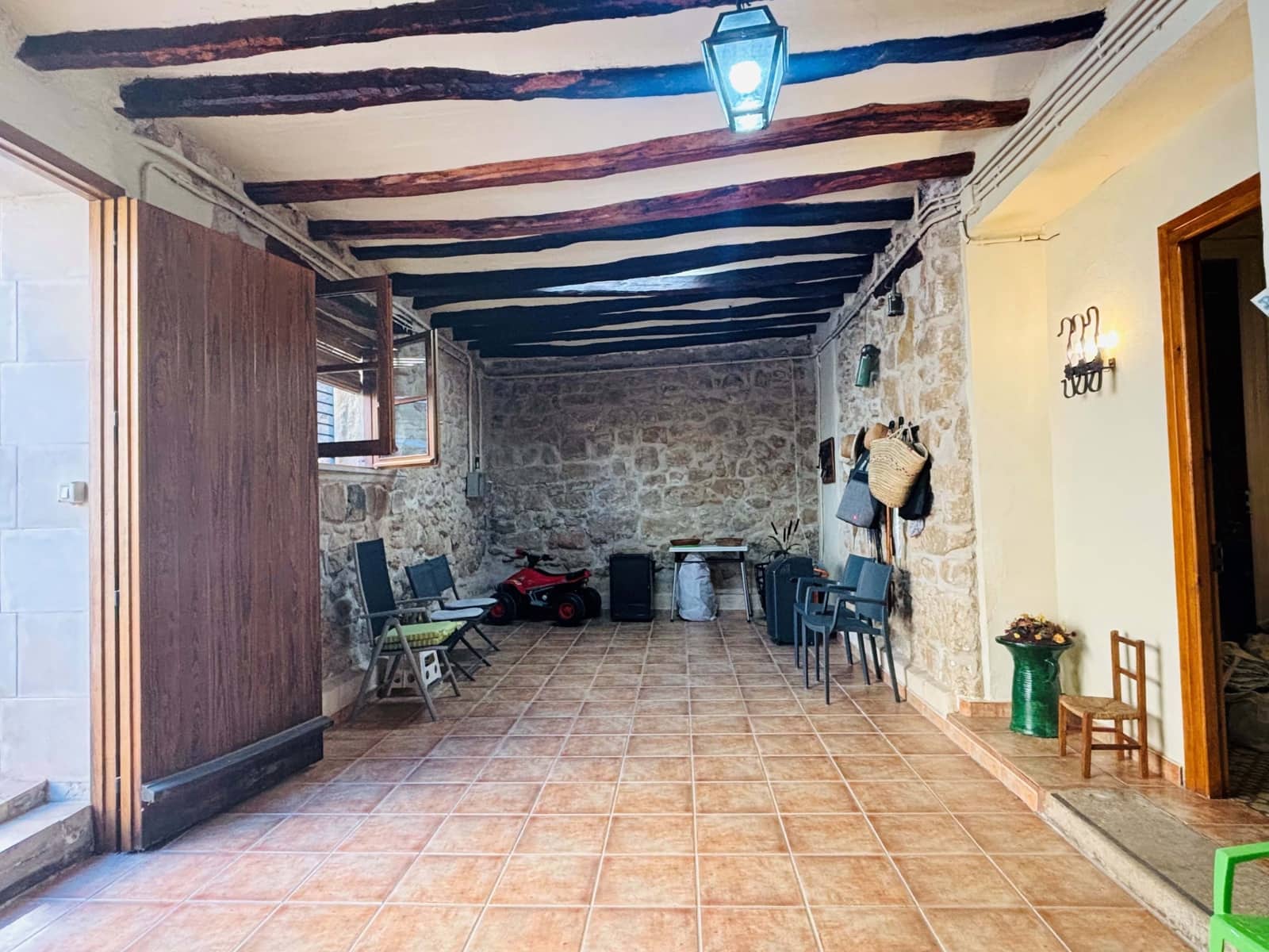 4 chambre Villa/Maison Mitoyenne à vendre à Lleida ville avec garage - 270 000 € (Ref: 9988433)