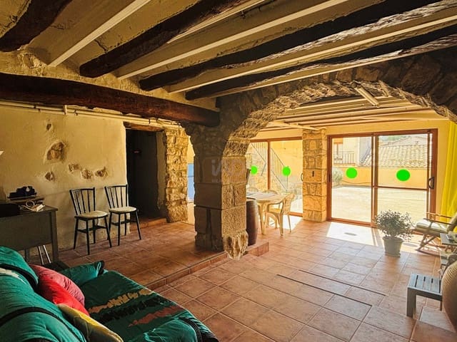 4 sovrum Radhus till salu i Lleida stad med garage - 270 000 € (Ref: 9988433)