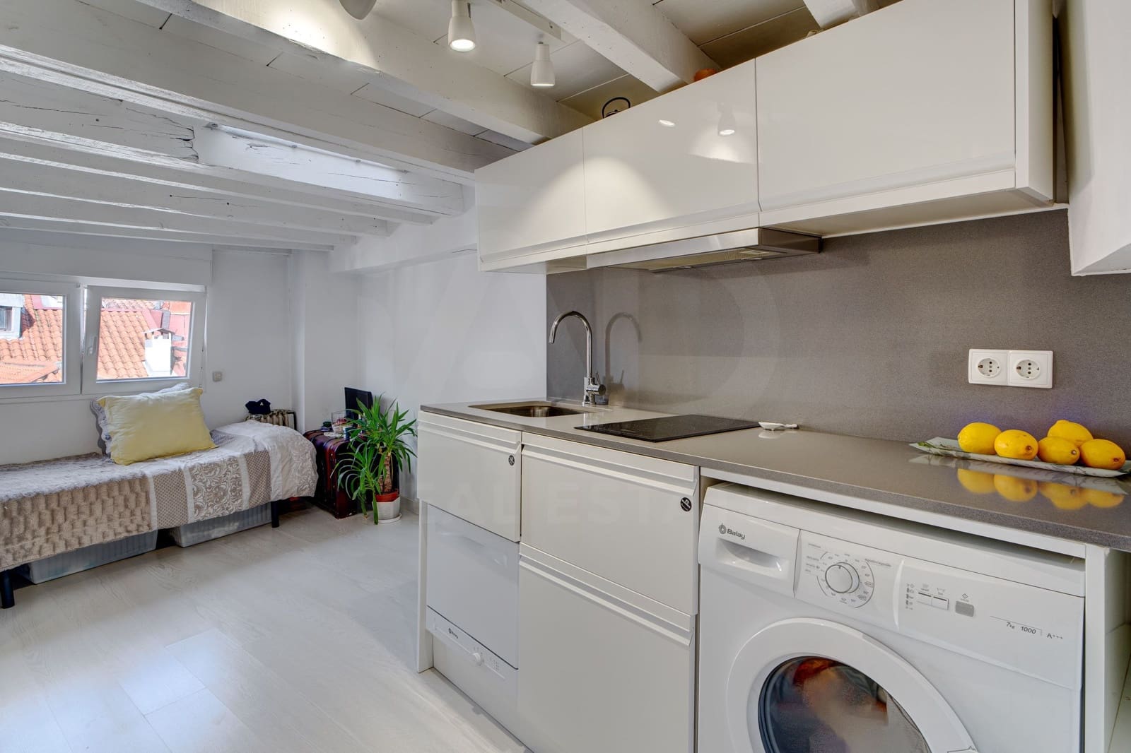 1 Zimmer Penthouse zu verkaufen in Donostia-San Sebastian - 215.000 € (Ref: 9988434)