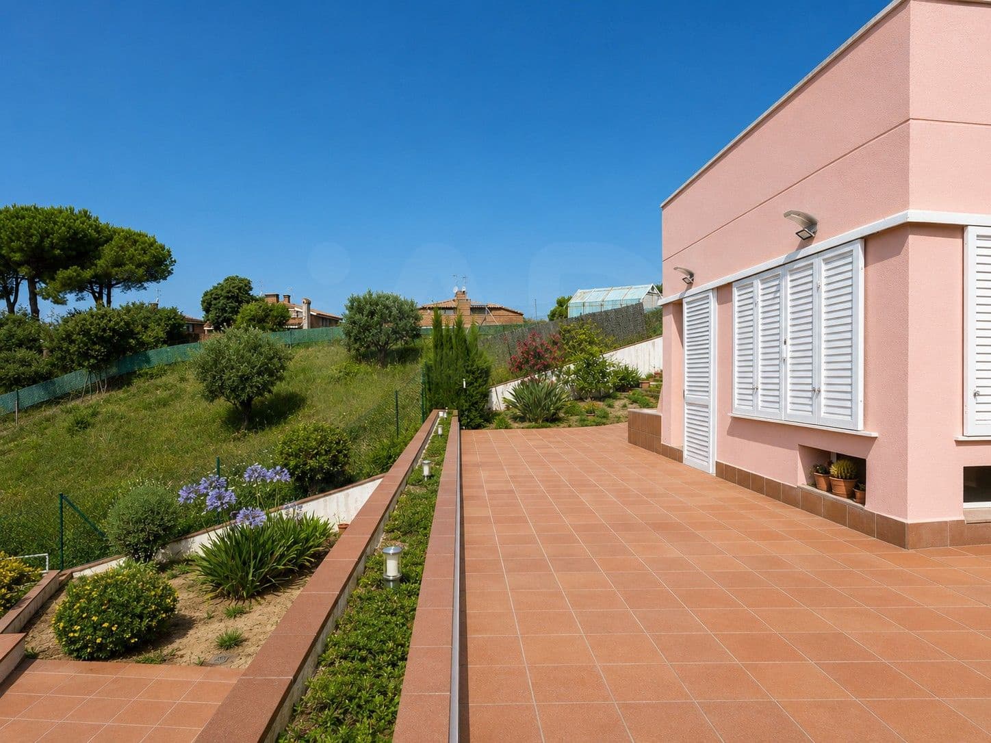 4 soverom Hus til salgs i Barcelona by med garasje - € 949 000 (Ref: 9988435)