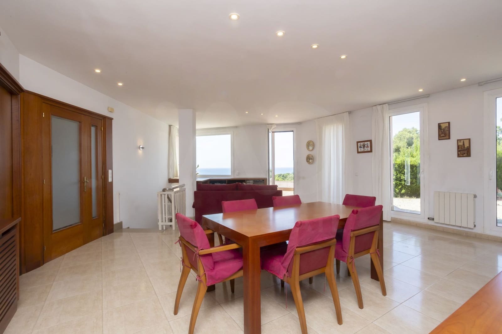 4 soverom Hus til salgs i Barcelona by med garasje - € 949 000 (Ref: 9988435)