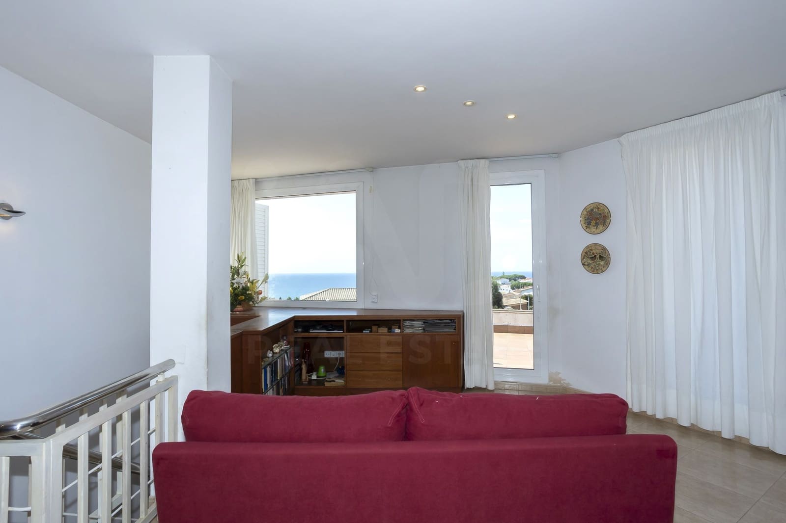4 soverom Hus til salgs i Barcelona by med garasje - € 949 000 (Ref: 9988435)