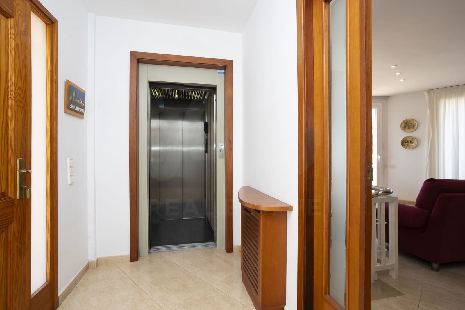 4 soverom Hus til salgs i Barcelona by med garasje - € 949 000 (Ref: 9988435)