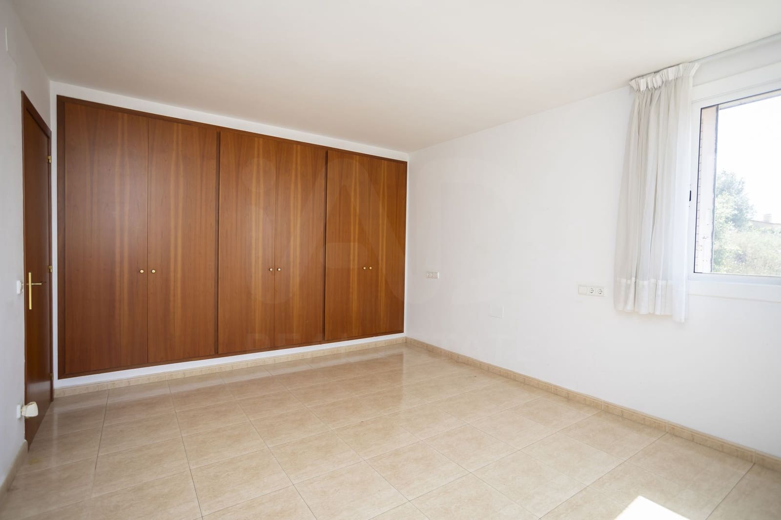 4 soverom Hus til salgs i Barcelona by med garasje - € 949 000 (Ref: 9988435)